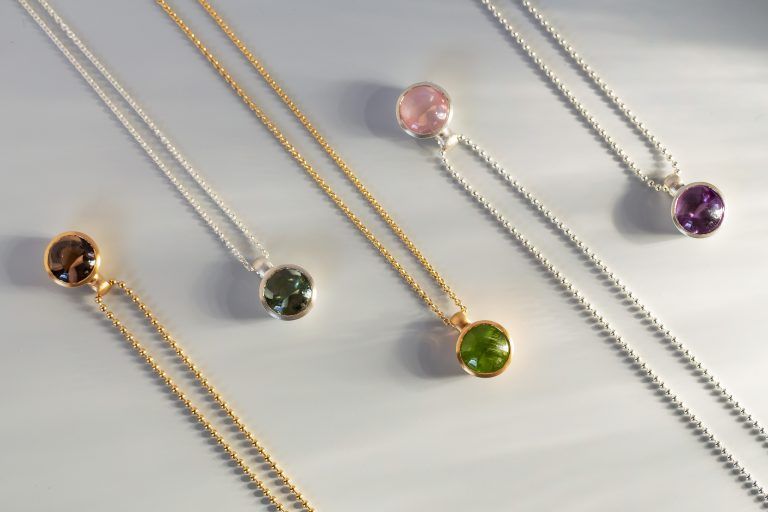 Ketten Gold und Silber