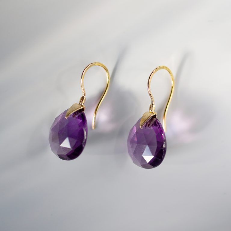 Ohrringe Gold und lila Amethyst