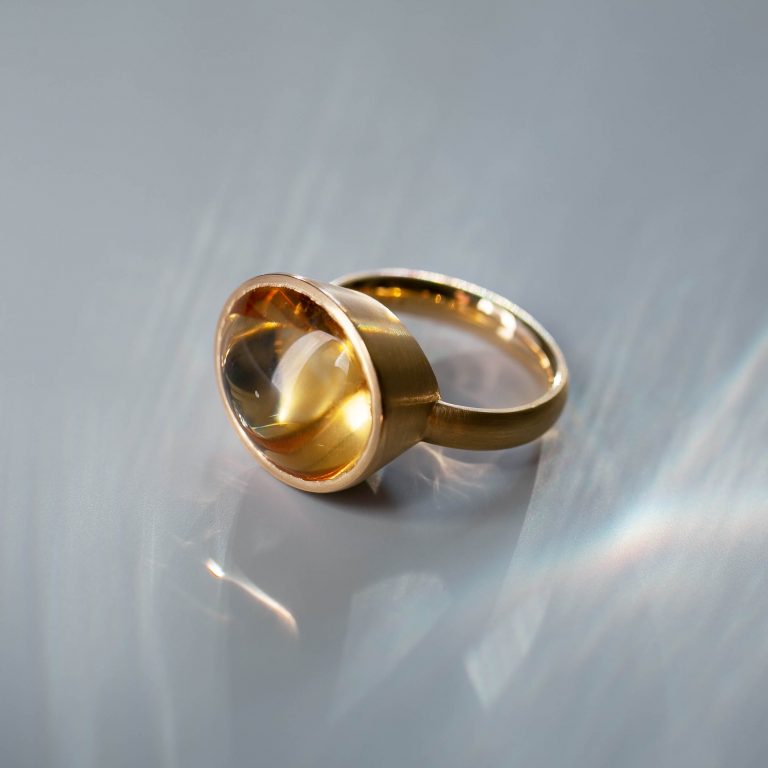 Goldring mit Citrin